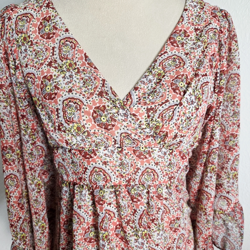 Betsey Johnson Pink & Red Paisley Dress, Long Bell Sleeves, Ruffled Hem, Sz 6 - Picture 5 of 14